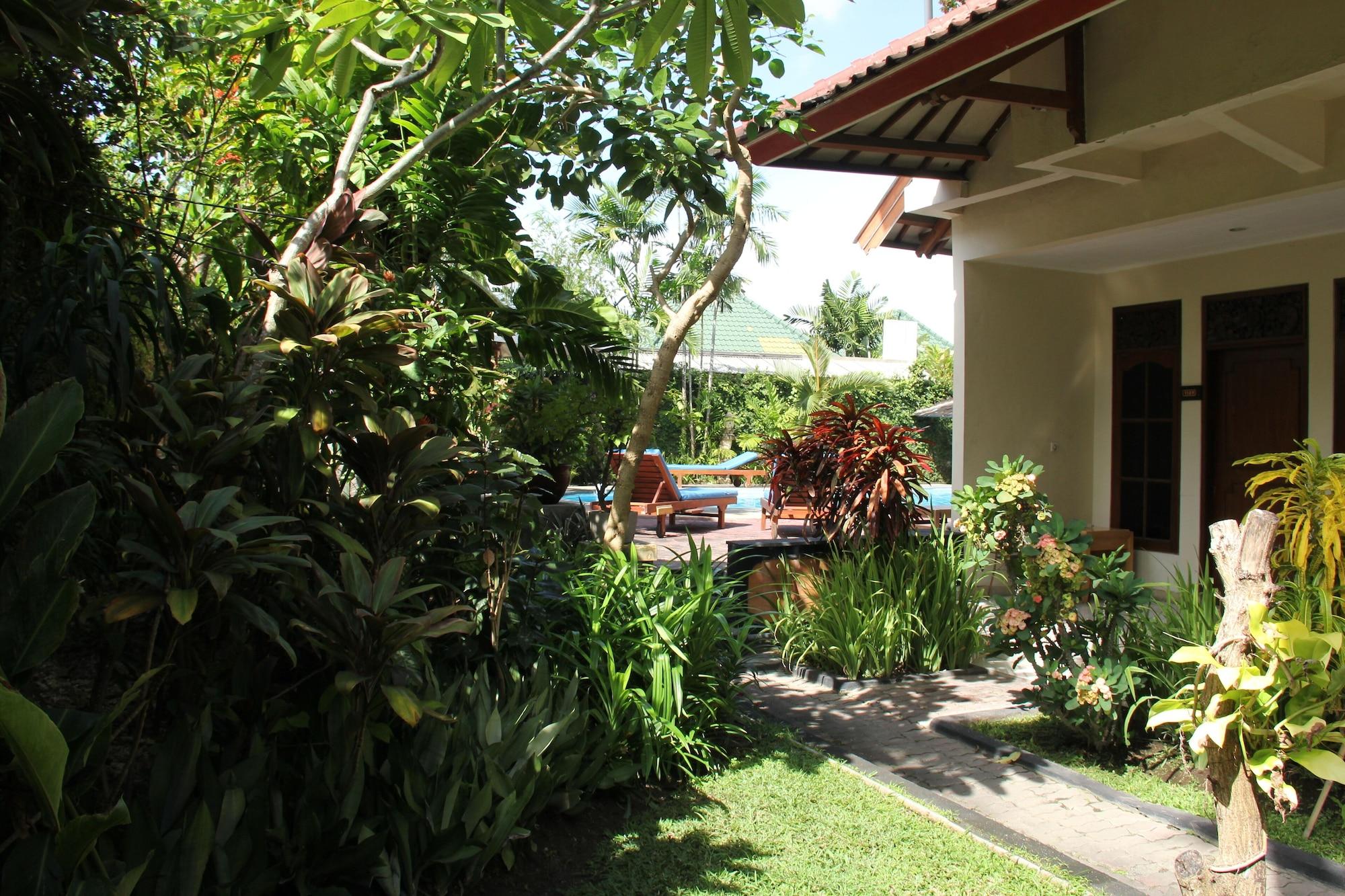 Seminyak Paradiso Hotel Exterior foto